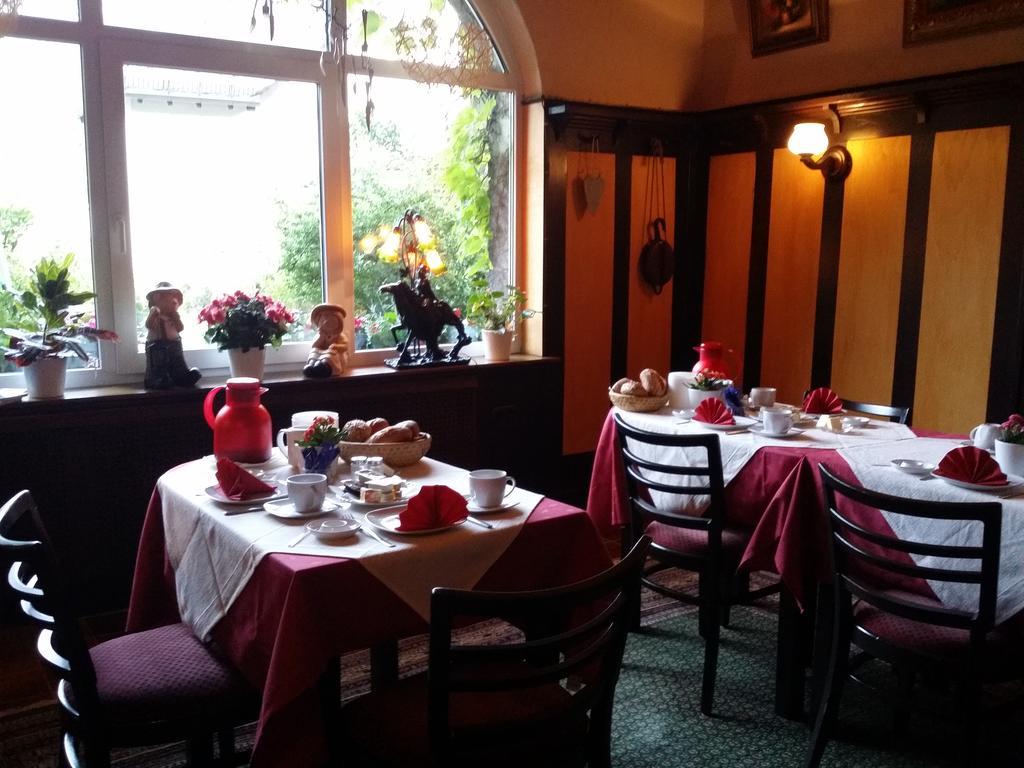 Pension Johanna Rüdesheim am Rhein Exterior foto